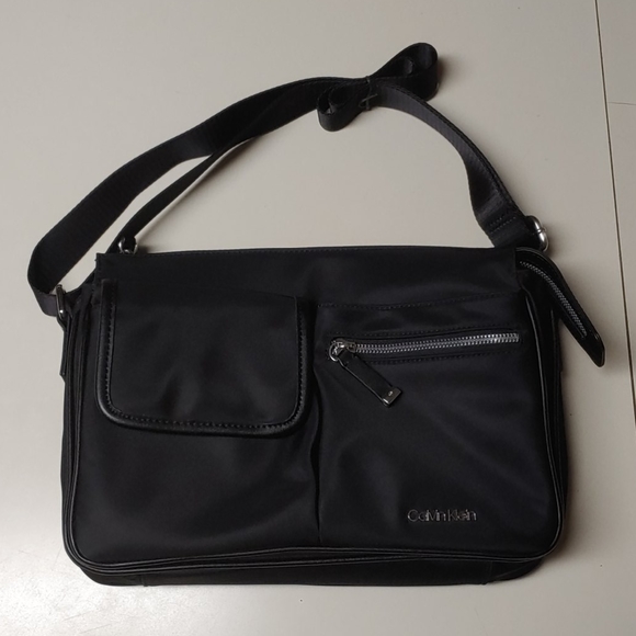 Calvin Klein Handbags - Calvin Klein Crossbody Purse NWOT